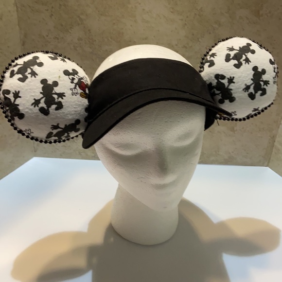 Mickey Mouse Ears Visor OOAK - Picture 2 of 6